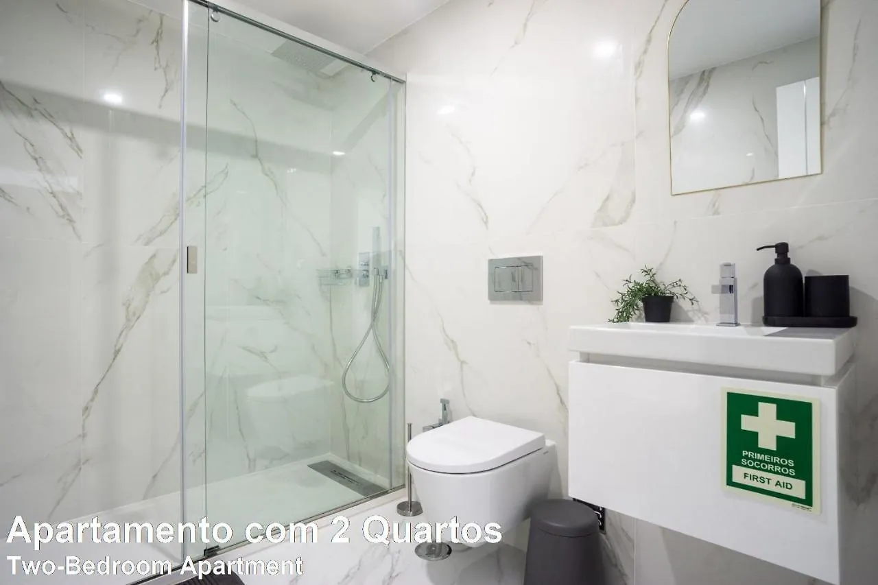 Akisol Faro Yellow Apartment