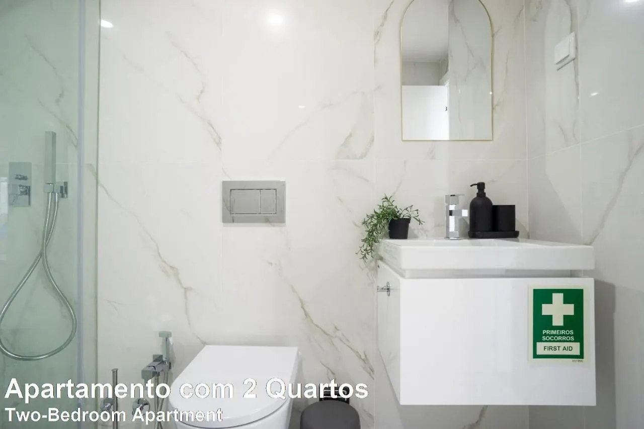 Akisol Faro Yellow Apartment