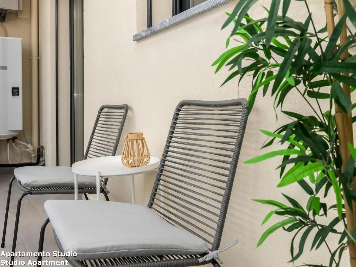 Apartment Akisol Faro Yellow