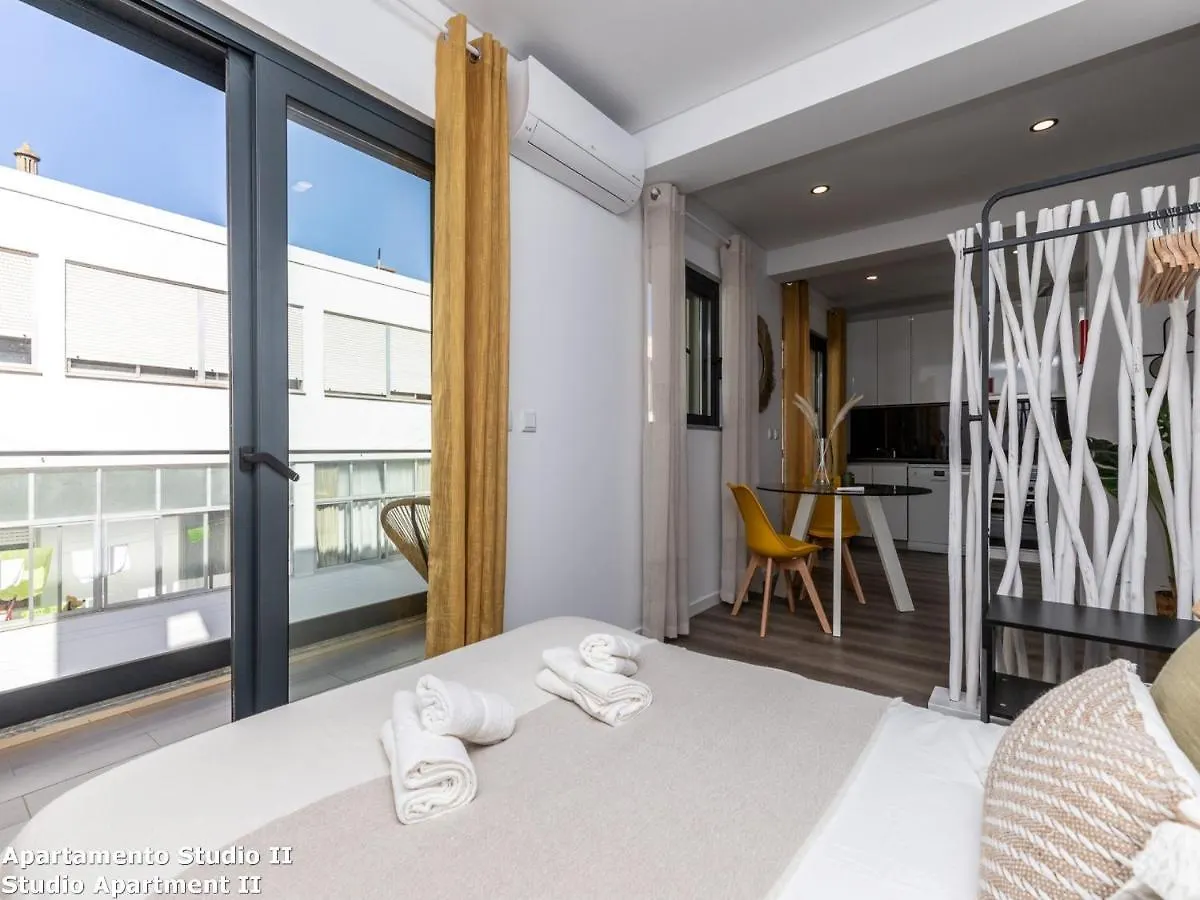 Apartment Akisol Faro Yellow